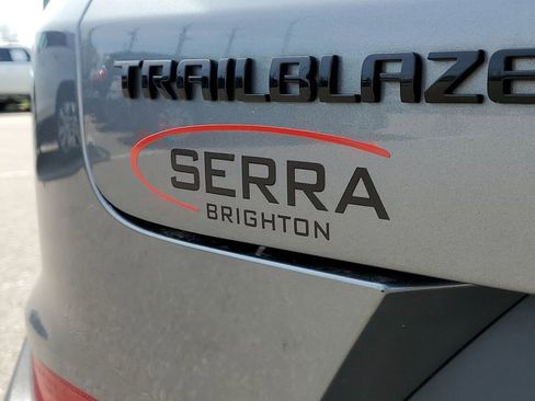 Used 2021 Chevrolet TrailBlazer LS w/ LPO, Blackout Package FWD image 29