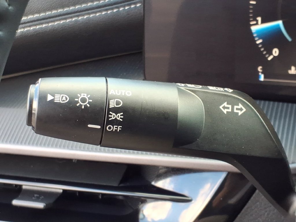 Certified 2025 Nissan Murano SV AWD/4WD image 27
