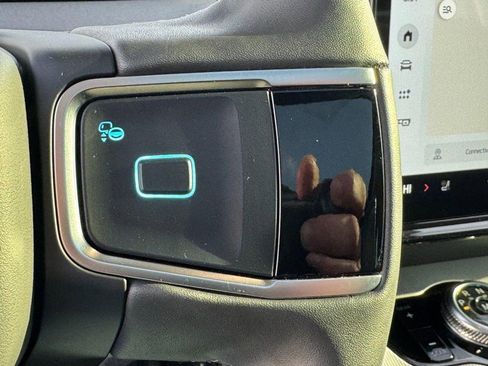 Used 2025 Ford Expedition Max Active image 21