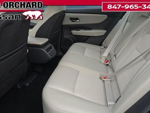 Used 2023 Nissan Ariya AWD image 13