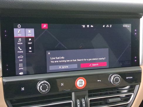 Used 2026 Porsche Macan image 26