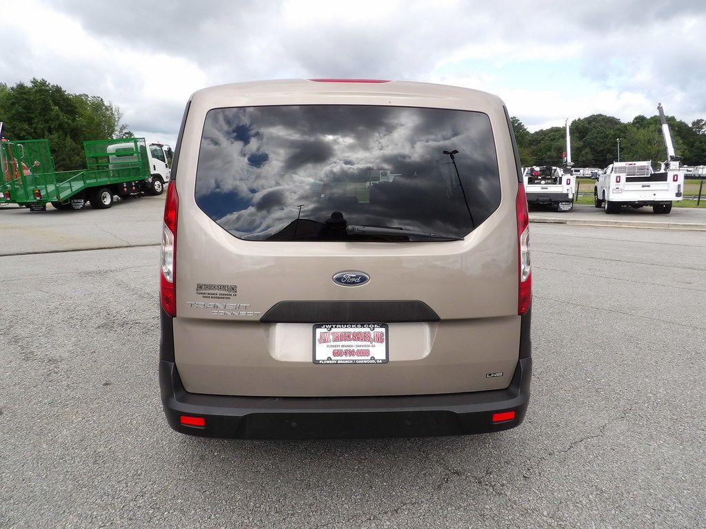 Used 2020 Ford Transit Connect XL FWD image 6