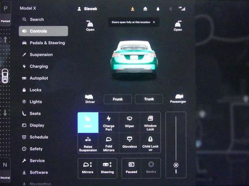 Used 2022 Tesla Model X image 15