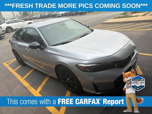 Used 2025 Honda Civic Sport image 3