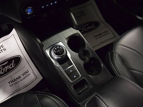 New 2025 Ford Escape SE w/ PHEV Premium Package image 23