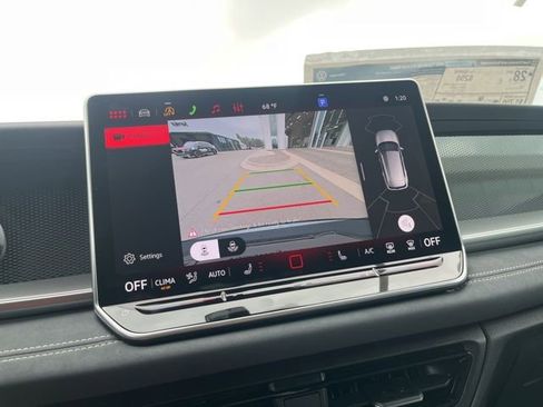 New 2026 Volkswagen Tiguan SE R-Line FWD image 14