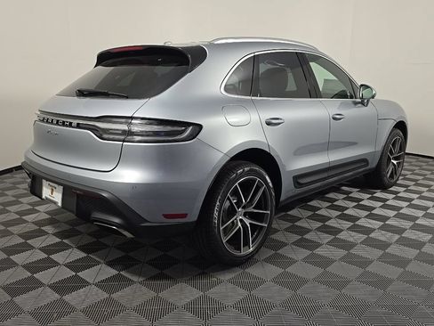 Certified 2026 Porsche Macan AWD/4WD image 7