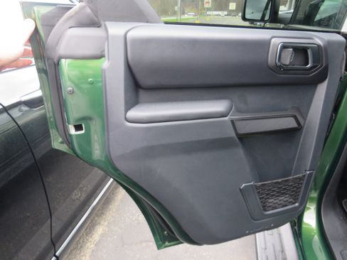 Used 2025 Ford Bronco Outer Banks AWD/4WD image 8