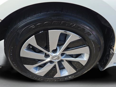 Used 2019 Nissan Altima 2.5 S image 11