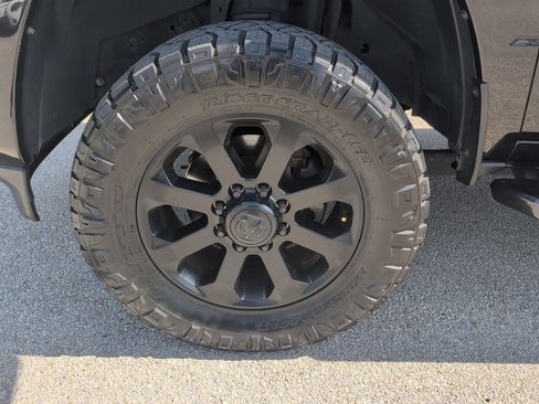 Used 2020 RAM 2500 Big Horn w/ Level 2 Equipment Group image 20