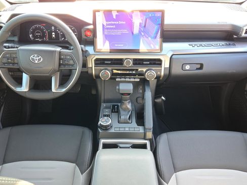 Certified 2026 Toyota Tacoma TRD Off-Road image 17