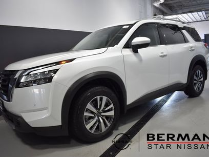 New 2025 Nissan Pathfinder SL
