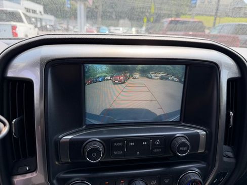 Used 2018 Chevrolet Silverado 2500 LTZ w/ Vortec Plus Package AWD/4WD image 20