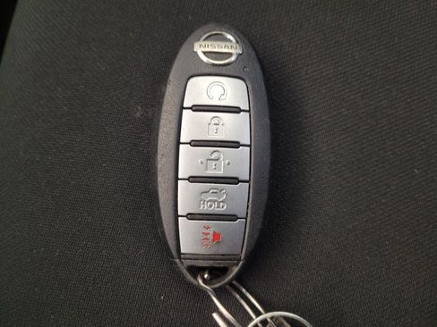 Used 2021 Nissan Sentra SV w/ Trunk Package FWD image 32