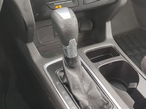 Used 2017 Ford Escape SE image 33