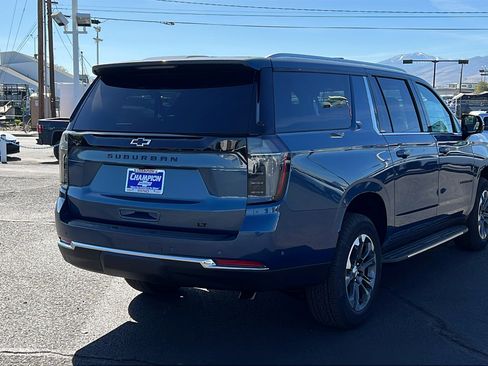 New 2026 Chevrolet Suburban LT w/ Comfort Package image 5