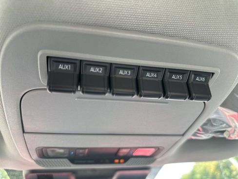 New 2026 Ford F550 4x4 Regular Cab Super Duty image 20