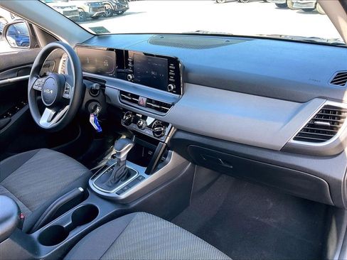 Used 2025 Kia Seltos LX AWD/4WD image 13