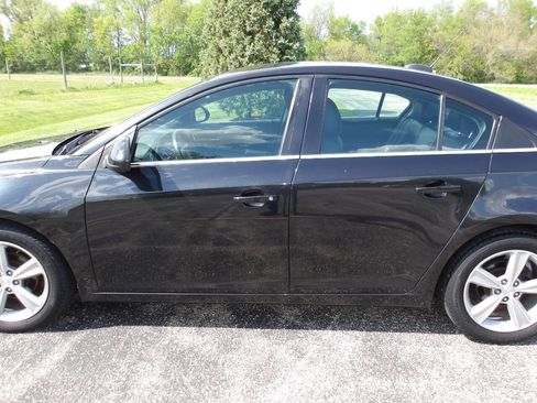 Used 2015 Chevrolet Cruze LT FWD image 30