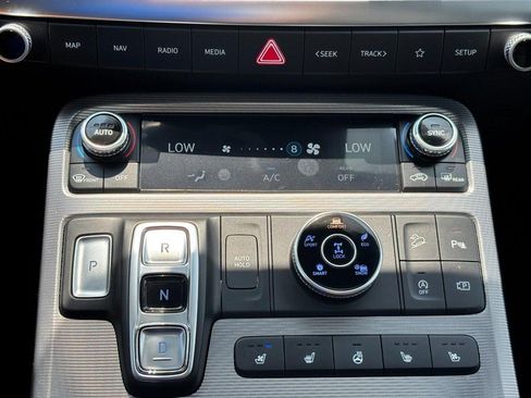 Used 2024 Hyundai Palisade Calligraphy AWD/4WD image 25