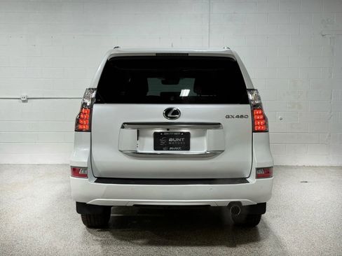 Used 2020 Lexus GX 460 Premium image 7