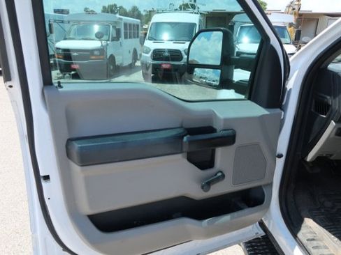 Used 2019 Ford F250 XL RWD image 8