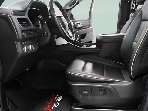 Used 2022 GMC Yukon SLT w/ SLT Luxury Package AWD/4WD image 21