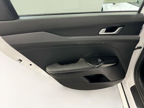 Used 2023 Kia K5 GT-Line image 28