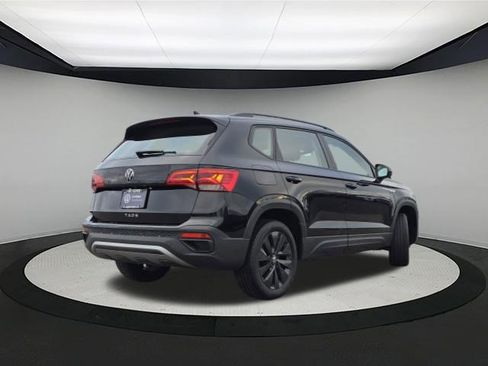 Certified 2024 Volkswagen Taos S image 7