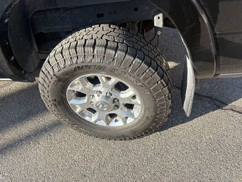 Certified 2022 RAM 2500 Laramie image 19