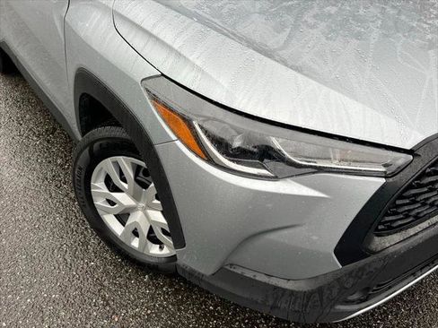 Certified 2023 Toyota Corolla Cross L AWD/4WD image 2