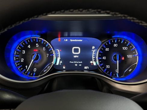 New 2026 Chrysler Pacifica Select image 18