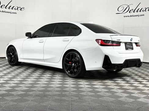 Used 2025 BMW 330i xDrive Sedan w/ M Sport Package AWD/4WD image 4