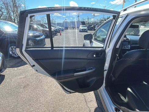 Used 2016 Subaru Crosstrek 2.0i Limited image 11