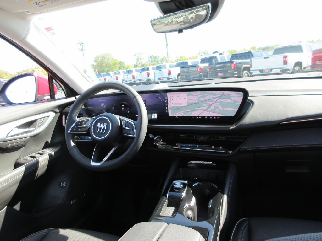 Certified 2025 Buick Envision Avenir AWD/4WD image 27