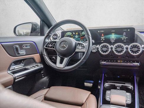 Used 2023 Mercedes-Benz GLA 250 4MATIC w/ AMG Line Exterior image 21