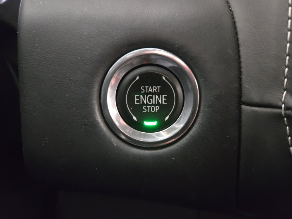 Used 2023 GMC Yukon XL Denali Ultimate AWD/4WD image 25