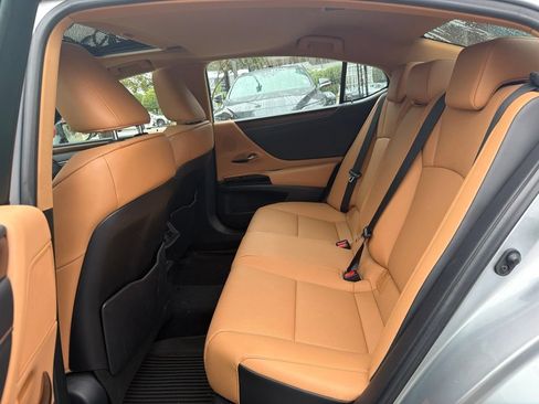 Certified 2023 Lexus ES 350 w/ Premium Package FWD image 24