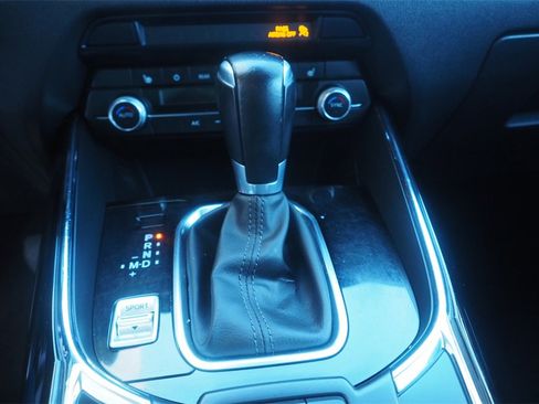 Used 2022 MAZDA CX-9 Touring image 12