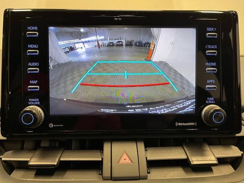 Used 2022 Toyota RAV4 SE w/ Weather & Moonroof Package AWD/4WD image 8