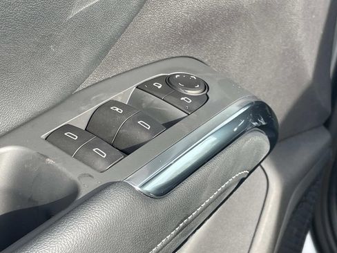 New 2026 Chevrolet Traverse LT w/ Sun and Wheel Package image 17