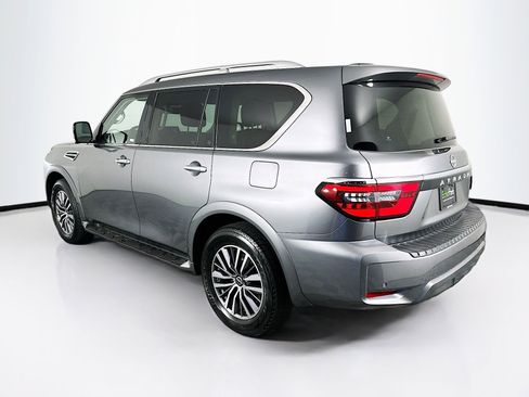 Used 2024 Nissan Armada SL w/ Captain's Chairs Package image 5
