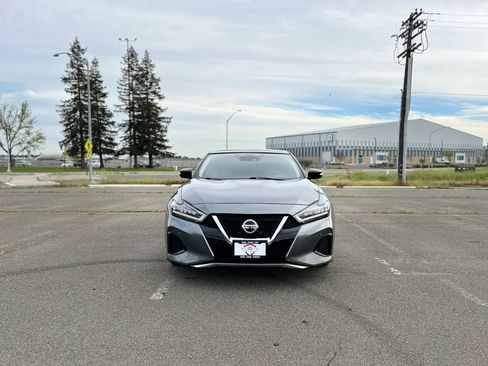 Used 2020 Nissan Maxima 3.5 SL w/ Floor Mat Group FWD image 2
