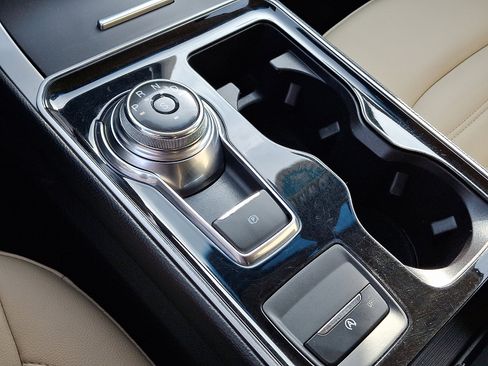 Used 2019 Ford Edge SEL w/ Equipment Group 201A image 14