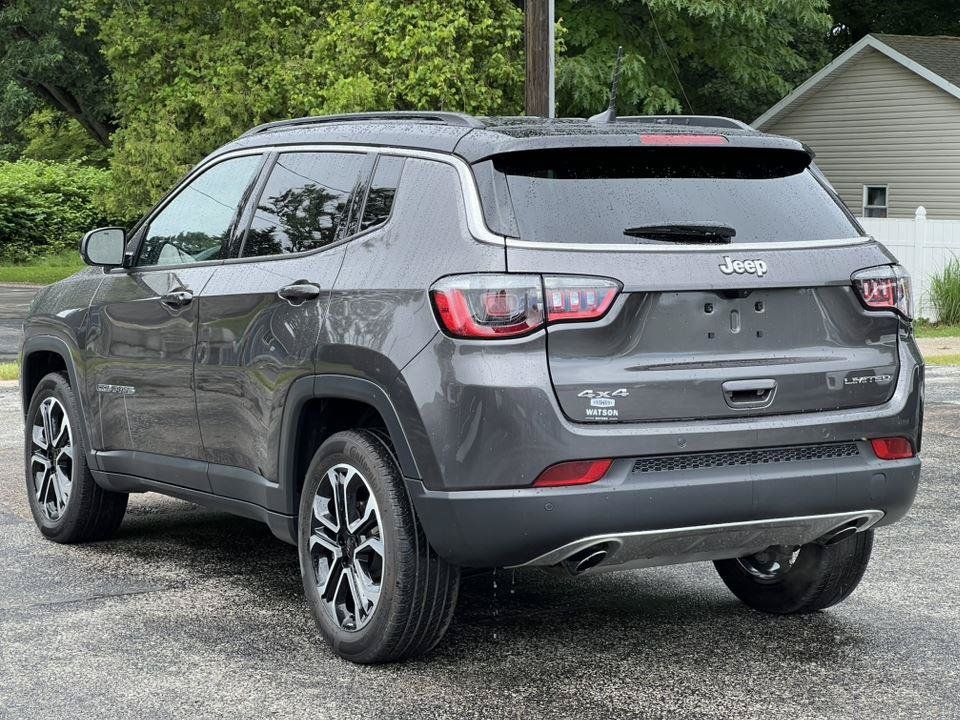 Used 2023 Jeep Compass Limited AWD/4WD image 7