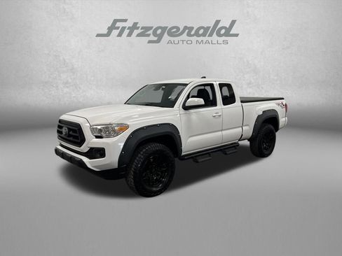 Used 2022 Toyota Tacoma SR w/ SR Convenience Package image 1