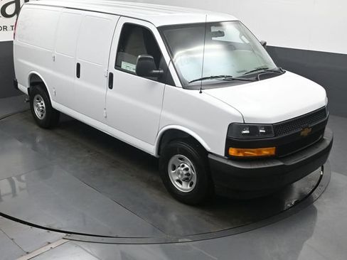 New 2026 Chevrolet Express 2500 w/ Driver Convenience Package RWD image 26