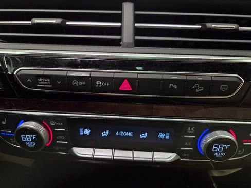 Used 2018 Audi Q7 3.0T Prestige image 31