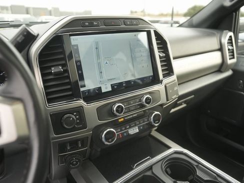 Used 2022 Ford F450 Platinum image 26