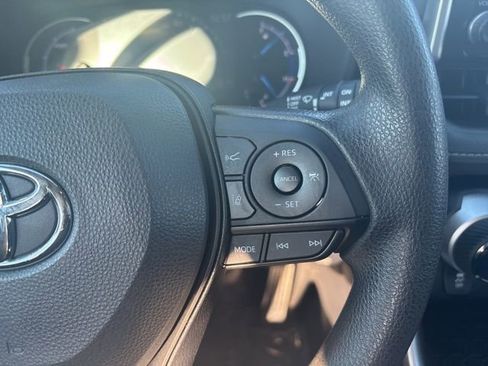 Used 2024 Toyota RAV4 AWD Hybrid image 23